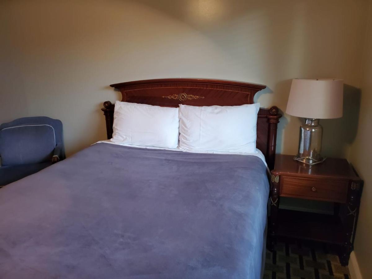 Golden Gate Lodging Plattsburgh Εξωτερικό φωτογραφία