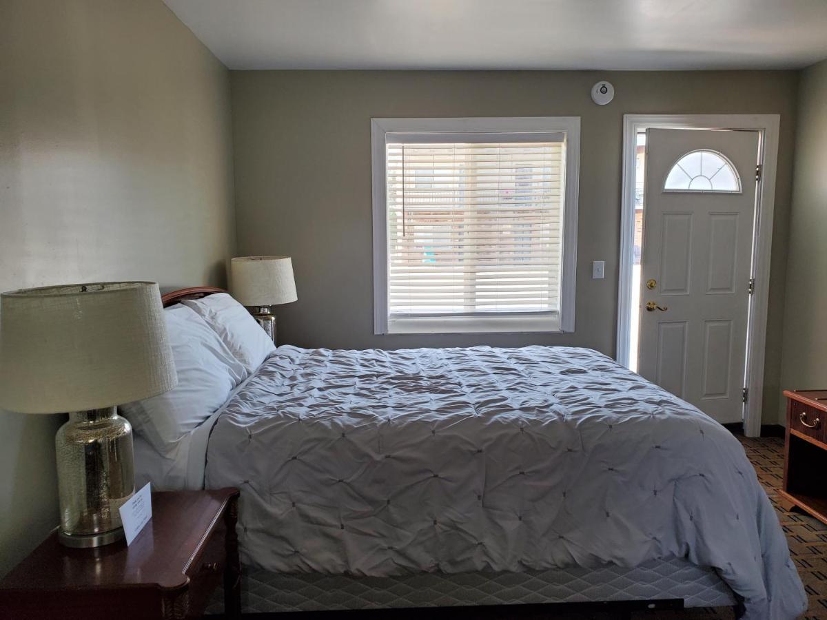 Golden Gate Lodging Plattsburgh Εξωτερικό φωτογραφία