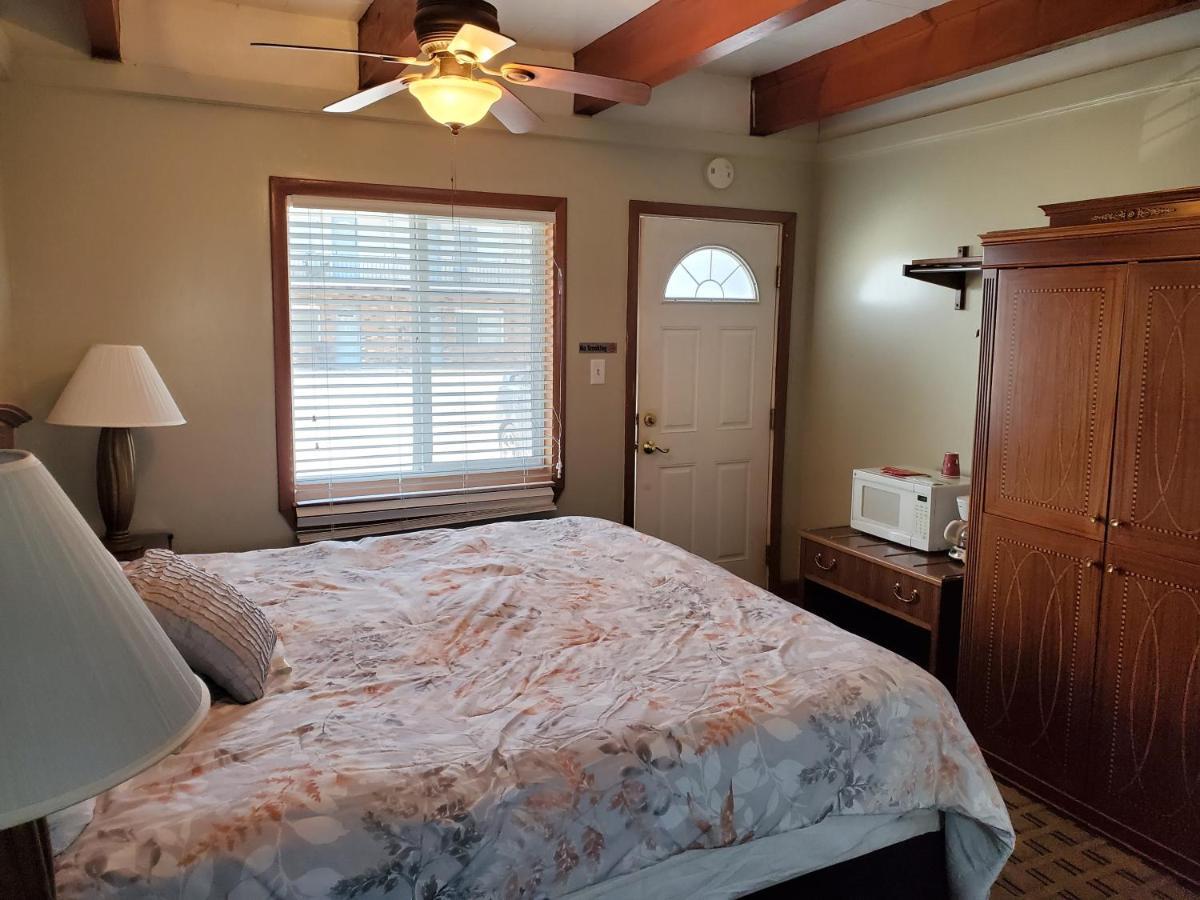 Golden Gate Lodging Plattsburgh Εξωτερικό φωτογραφία