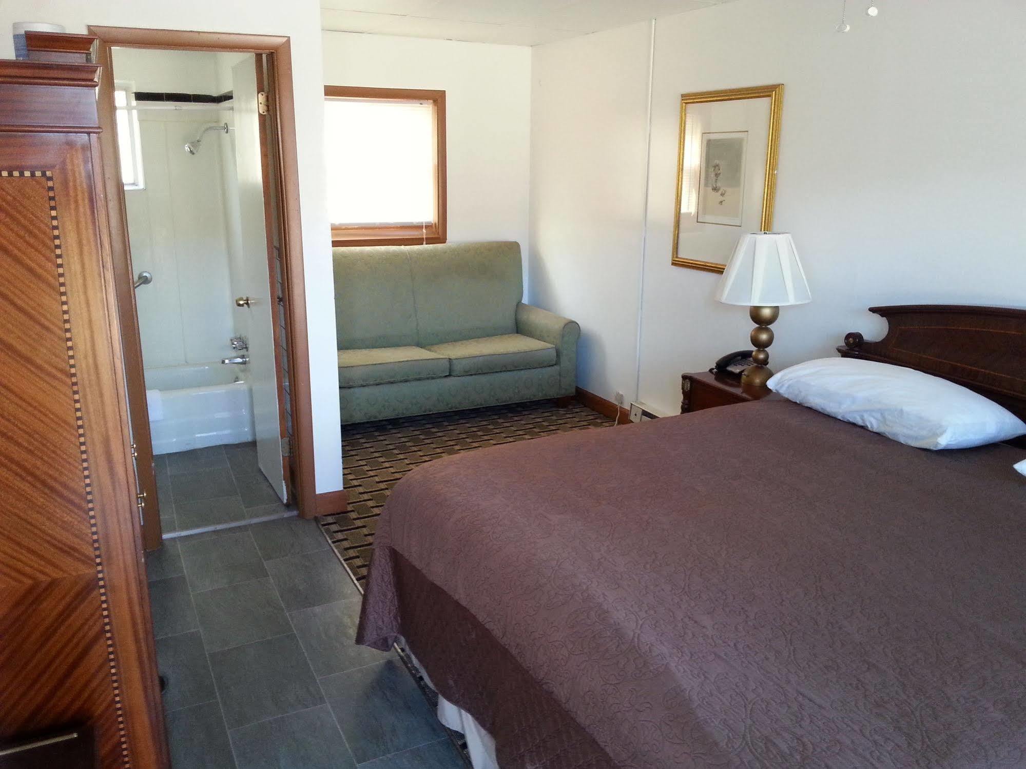 Golden Gate Lodging Plattsburgh Εξωτερικό φωτογραφία