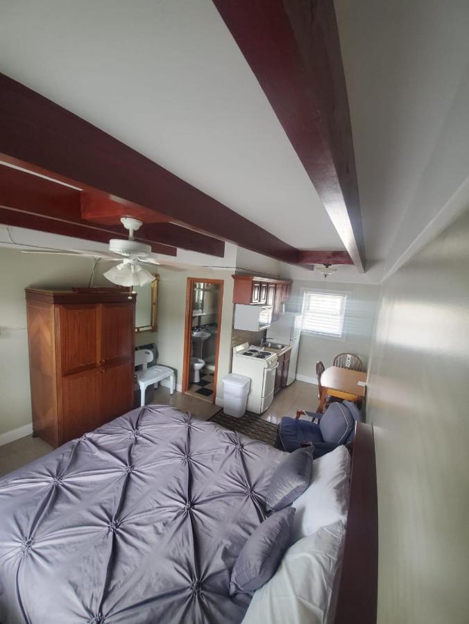 Golden Gate Lodging Plattsburgh Εξωτερικό φωτογραφία