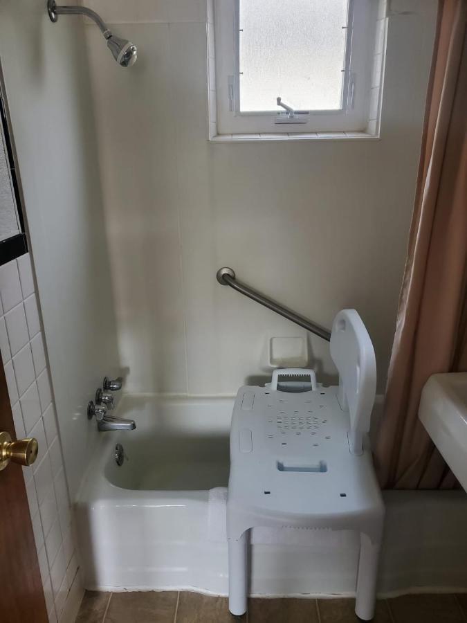 Golden Gate Lodging Plattsburgh Εξωτερικό φωτογραφία